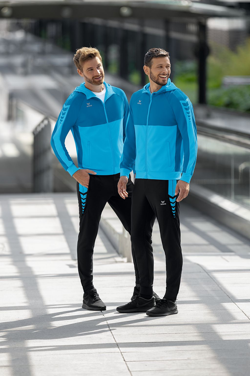 Outlet 3 XL Erima teamline SIX WINGS træningstrøje med hætte